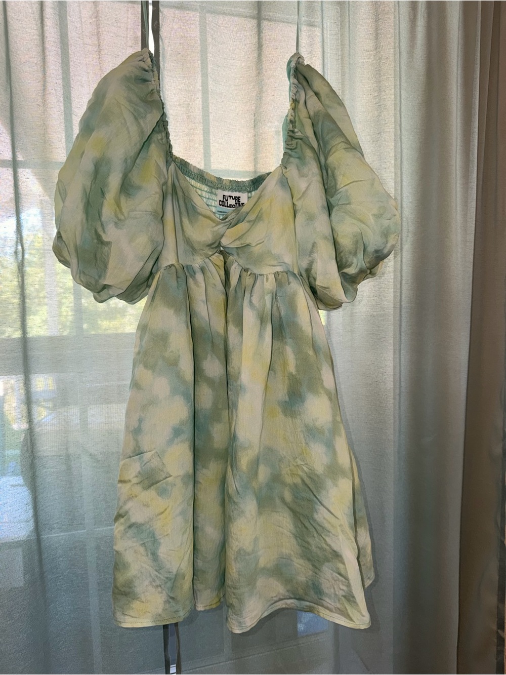 XXS Women’s Puff Sleeve Mini Dress in Pale Green & Yellow Tie-Dye